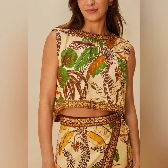 FARM RIO Sand Foliage Sketch Lenzing™ Ecovero™ Euroflax™ Blouse - Picture 3 of 4